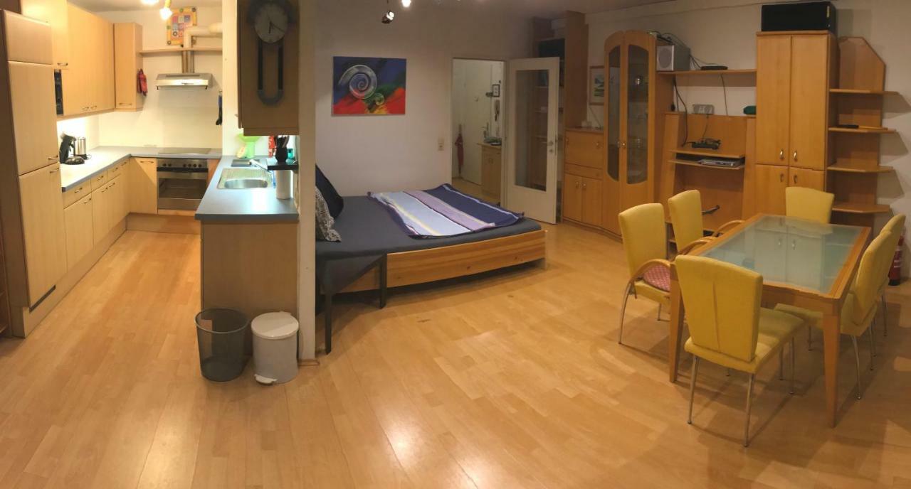 Uno City, Donauinsel Appartement Wenen Buitenkant foto